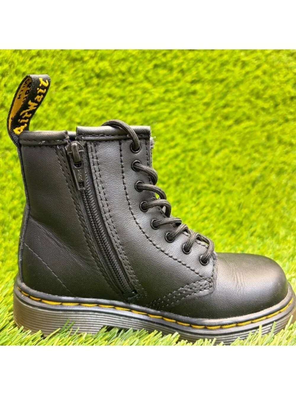 Dr. Martens 1460 T Girls Size 8C Black Outdoor Leather Lace Up Combat Boots